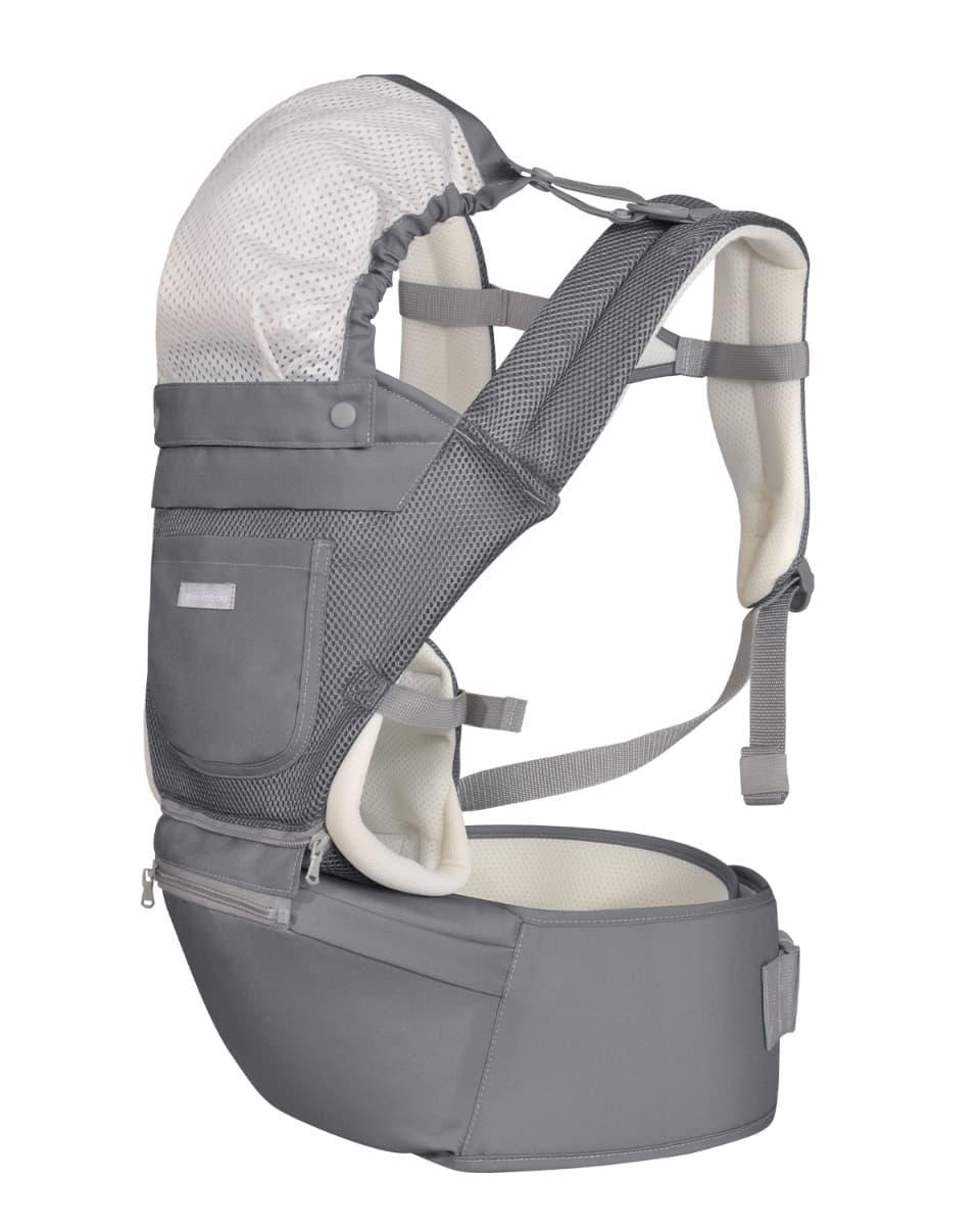 מנשא לתינוק Chloe 3 in 1 אפור, בתצוגה מלאה מזווית צדדית, עם כובע רשת.